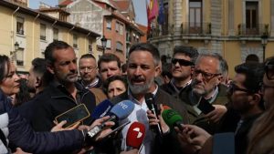 Abascal rechaza los sillones y revela por qué Extremadura y Aragón cambian todo para Vox