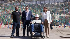 Activista con ELA logra ver la mascletà tras pregunta que conmovió a las autoridades valencianas