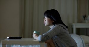 After 30 Years of Sleeping With TV On, 62-Year-Old’s Meditation Discovery Changes Everything