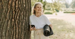 At 73, I Forgot My PIN at Checkout—What Happened Next Changed How I See Aging