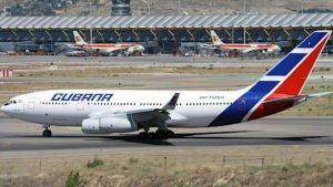 Cuba extiende hasta abril la escasez de combustible para aviones tras presión de Trump