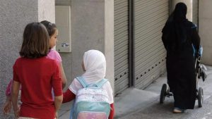 Estas regiones duplicaron su alumnado migrante mientras Madrid y Cataluña se estancaron