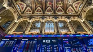 La banca española enfrenta su peor crisis energética: Irán desata el caos en el Ibex 35