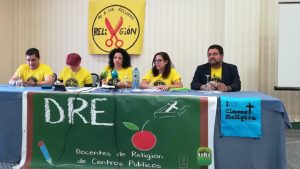 La izquierda quiere eliminar Religión de colegios justo cuando más jóvenes creen en Dios