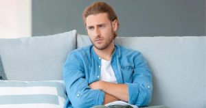 Psychology reveals the loneliest love isn’t being rejected—it’s being loved for who you pretend to be