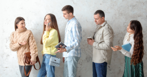 Psychology reveals what letting someone cut in line actually says about your brain