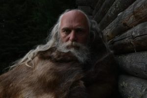 Psychology Reveals Why Older People Can Instantly Spot Fake People While Younger Adults Get Fooled