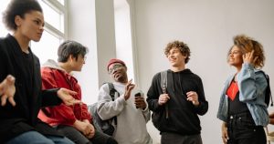 Psychology Reveals Why Quiet People In Group Conversations Are Actually The Deepest Thinkers