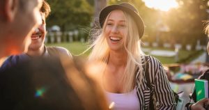 Psychology reveals why truly good women treat strangers like books—with curiosity, not judgment