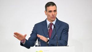 Sánchez cambia su versión sobre la fragata: ahora dice que fue Chipre quien la pidió