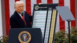 Trump admite que 166.000 millones de aranceles están atrapados en el sistema