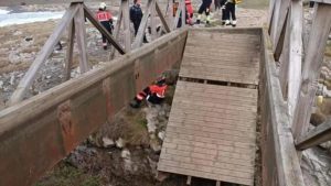 Un pequeño detalle en los tornillos de la pasarela de Santander cambió todo para 6 familias