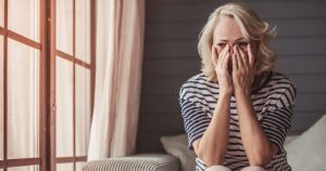 Women who seem outgoing but feel deeply lonely share one heartbreaking pattern psychologists recognize